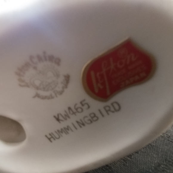 LEFTON Hummingbird Figurine - Picture 3 of 3